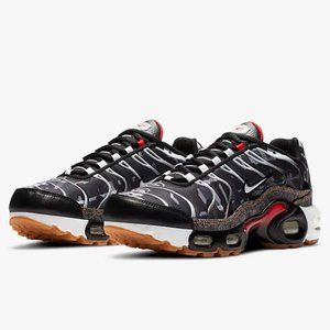 Nike Air Max Plus GS DB1979-900 size 4.5 Y / 6 W